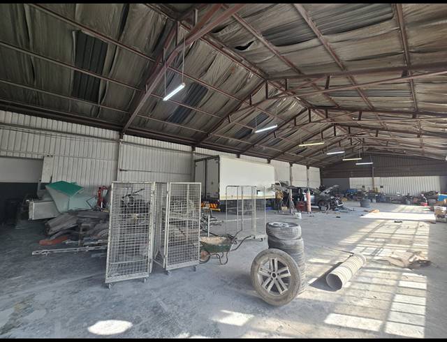591M² WAREHOUSE TO LET IN ANDERBOLT